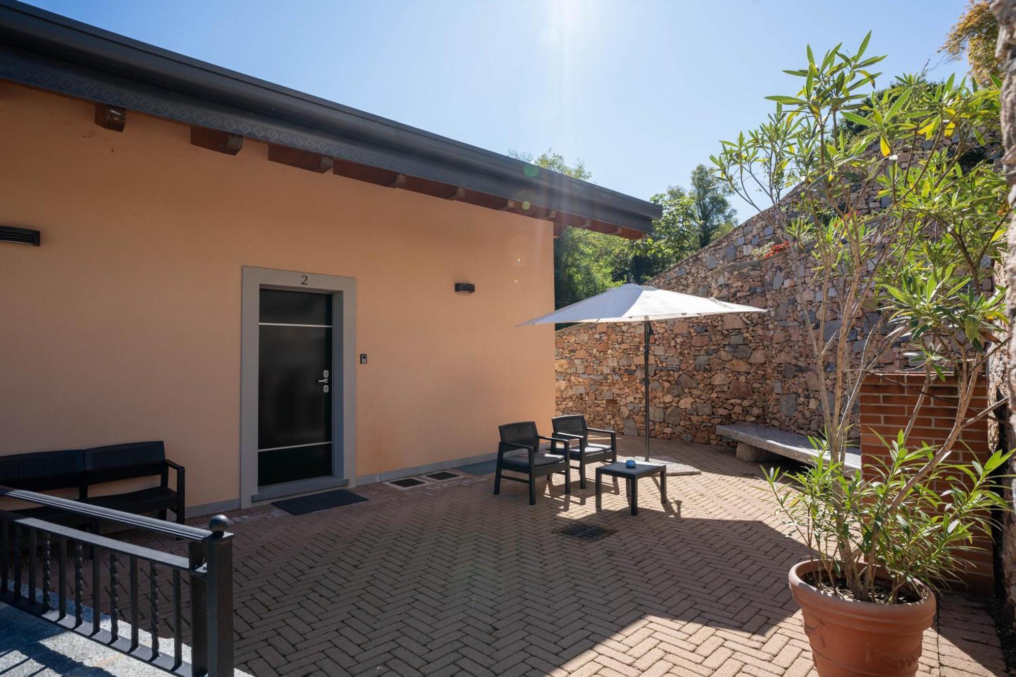 Villa San Carlo Arona Eksteriør billede